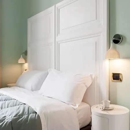 Mybedcavour 4*