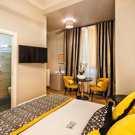 Mybedcavour 4*