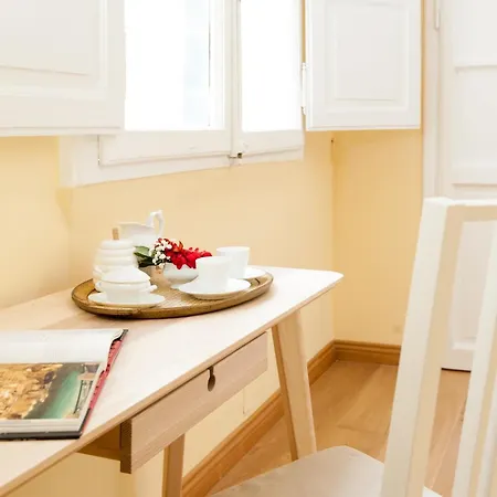 Mybedcavour Konukevi Roma