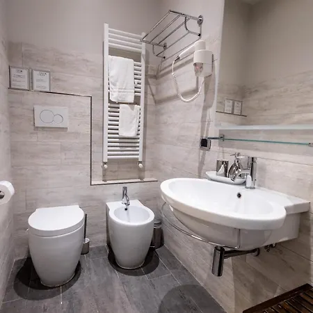 Mybedcavour Pensión Roma